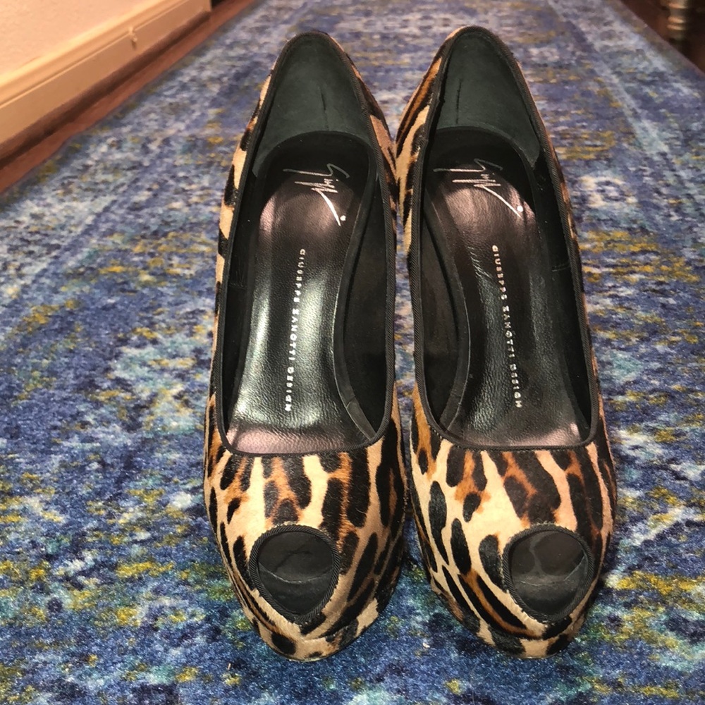 Giuseppe Zanotti Leopard Heels 🐆